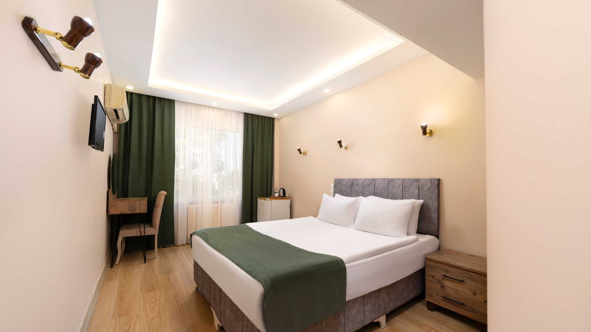 Ulubat Castle Hotel